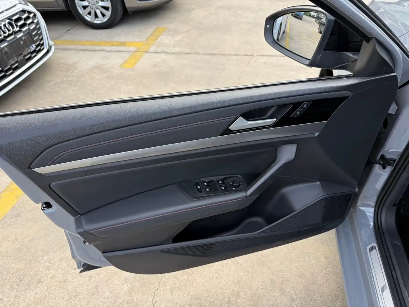 Volkswagen Lavida 2023 280TSI DSG Starlight Comfort Edition фото 16