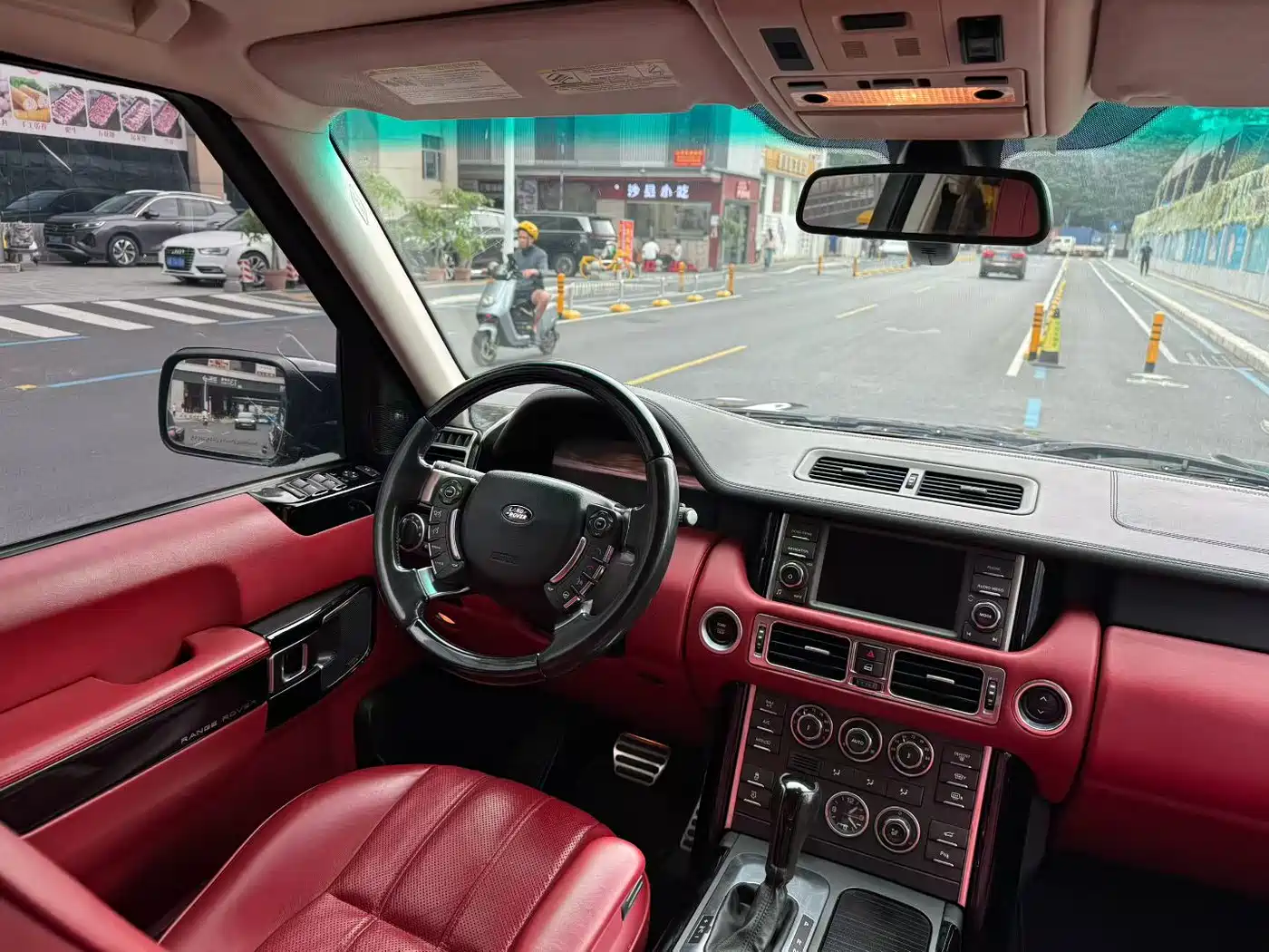 Land Rover Range Rover 2011 5.0 SC V8 Ultimate Edition фото 5