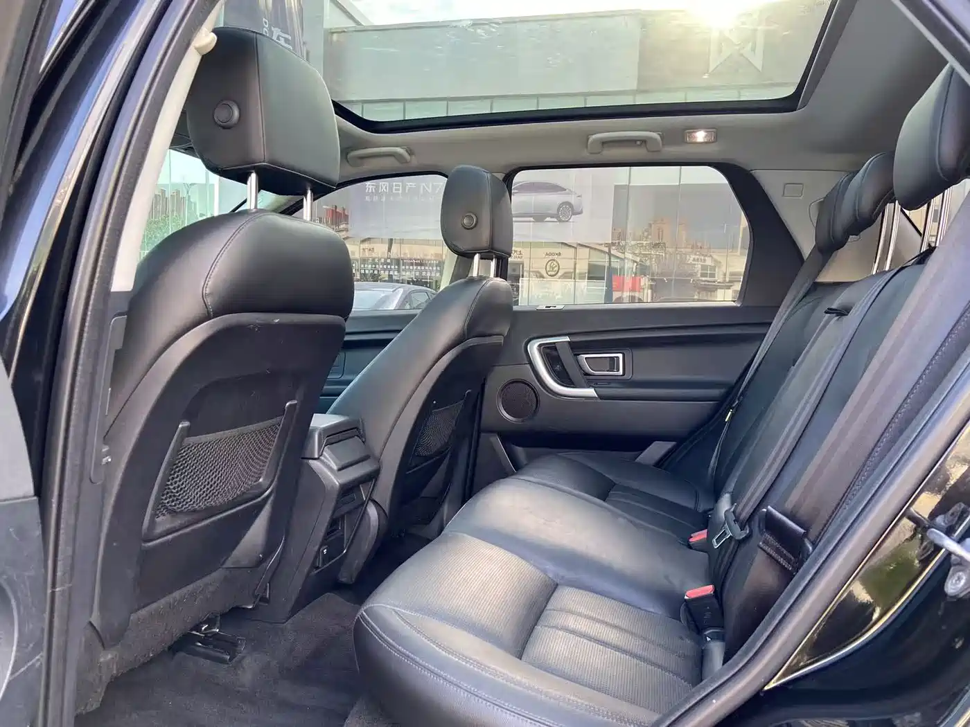 Land Rover Discovery Sport 2016 2.0T SE фото 15