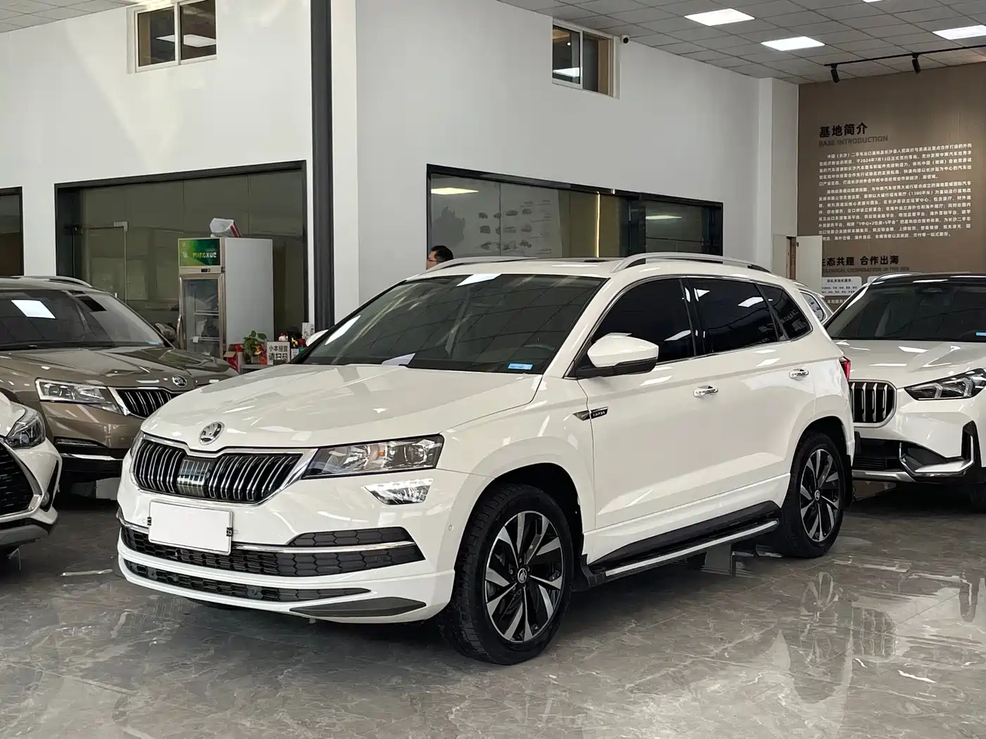 Škoda Karoq 2022 Facelift TSI280 Luxury Edition