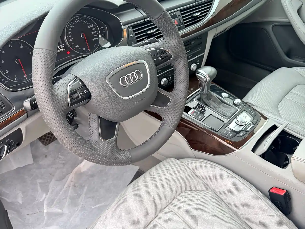 Photo 9 - Audi A6L