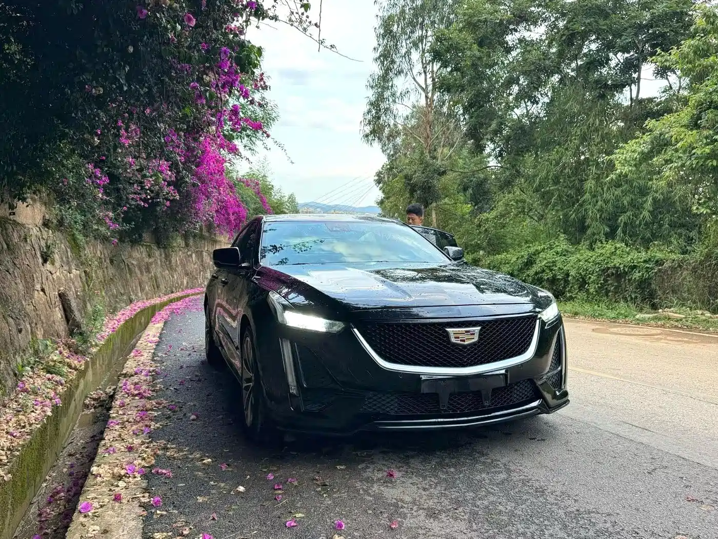 Photo 3 - Cadillac CT5