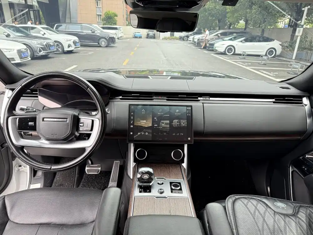 Фото 17 - Land Rover Range Rover