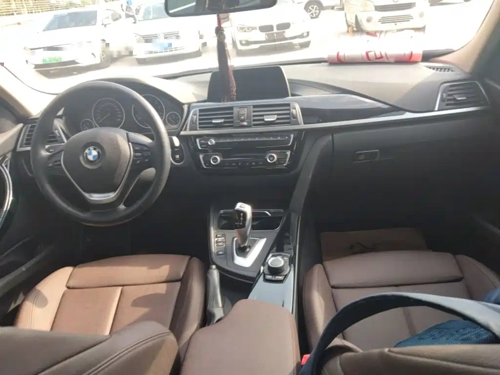 BMW 3 Series 2018 320Li Fashion Style фото 10