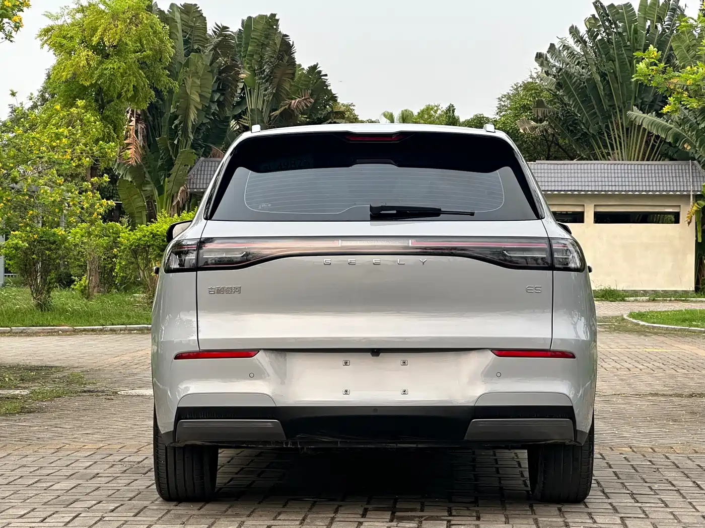 GEELY GALAXY GALAXY E5