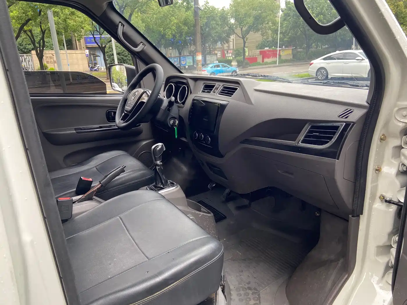 Dongfeng Yufeng Yufeng EM26 2023 2023 Standard Edition 41.472kWh Henan Lithium