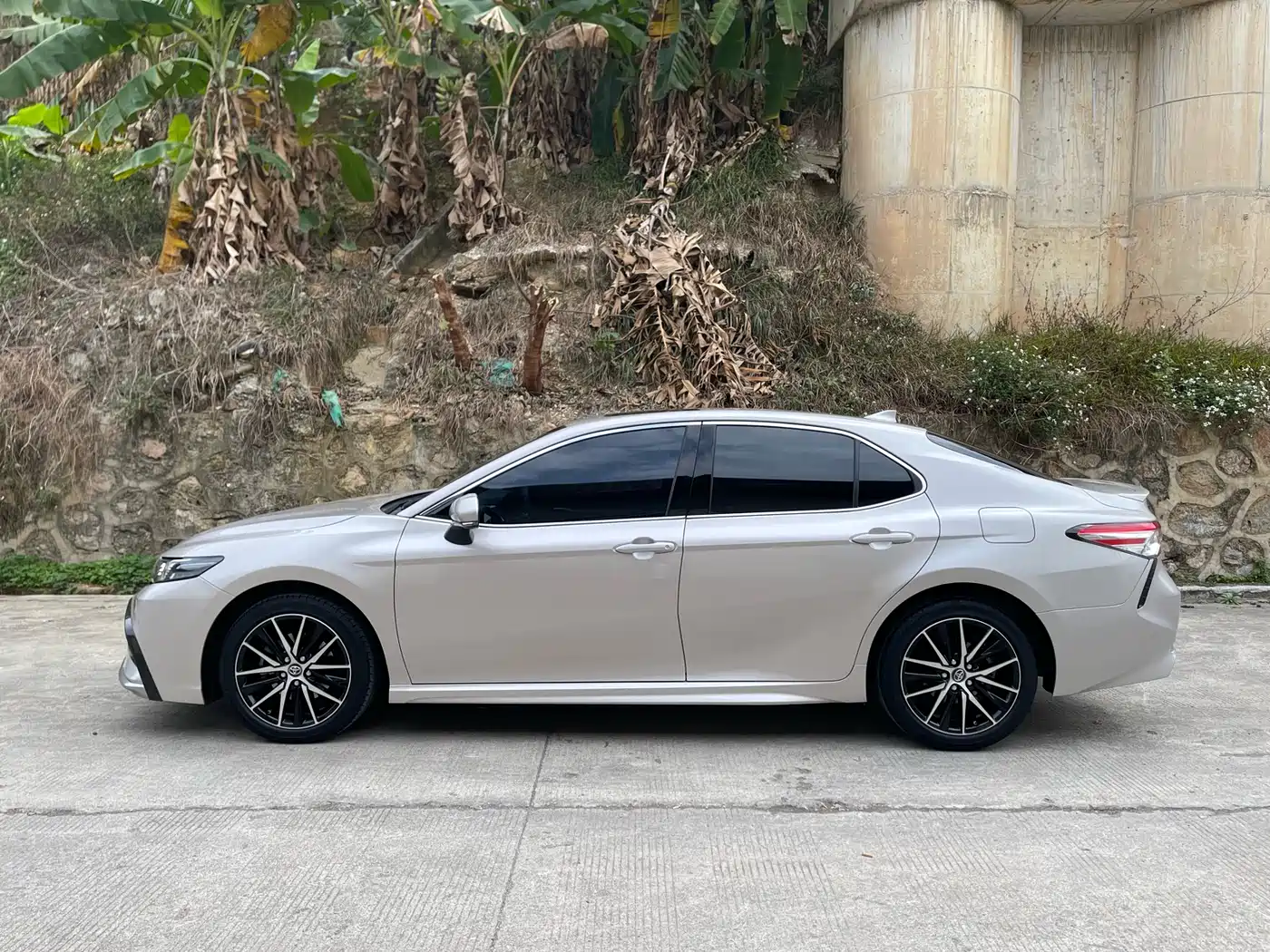 Toyota Camry 2021 2.0S Sporty Edition фото 9