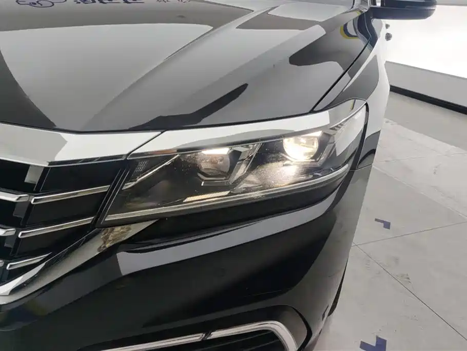 Volkswagen Passat 2021 Model 330TSI Elite Edition фото 5