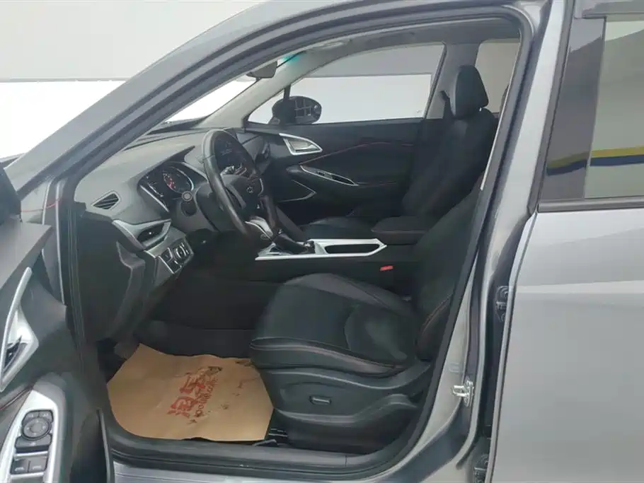 Chevrolet Volando 2018 Redline 530T Auto Premium Edition (5+2 seater) China V фото 9