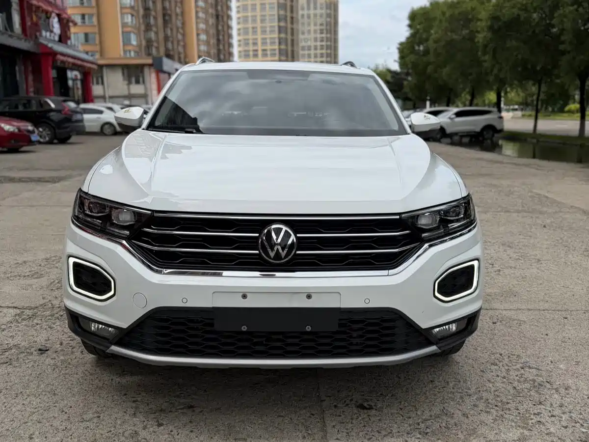 Volkswagen T-Roc, миниатюра 2