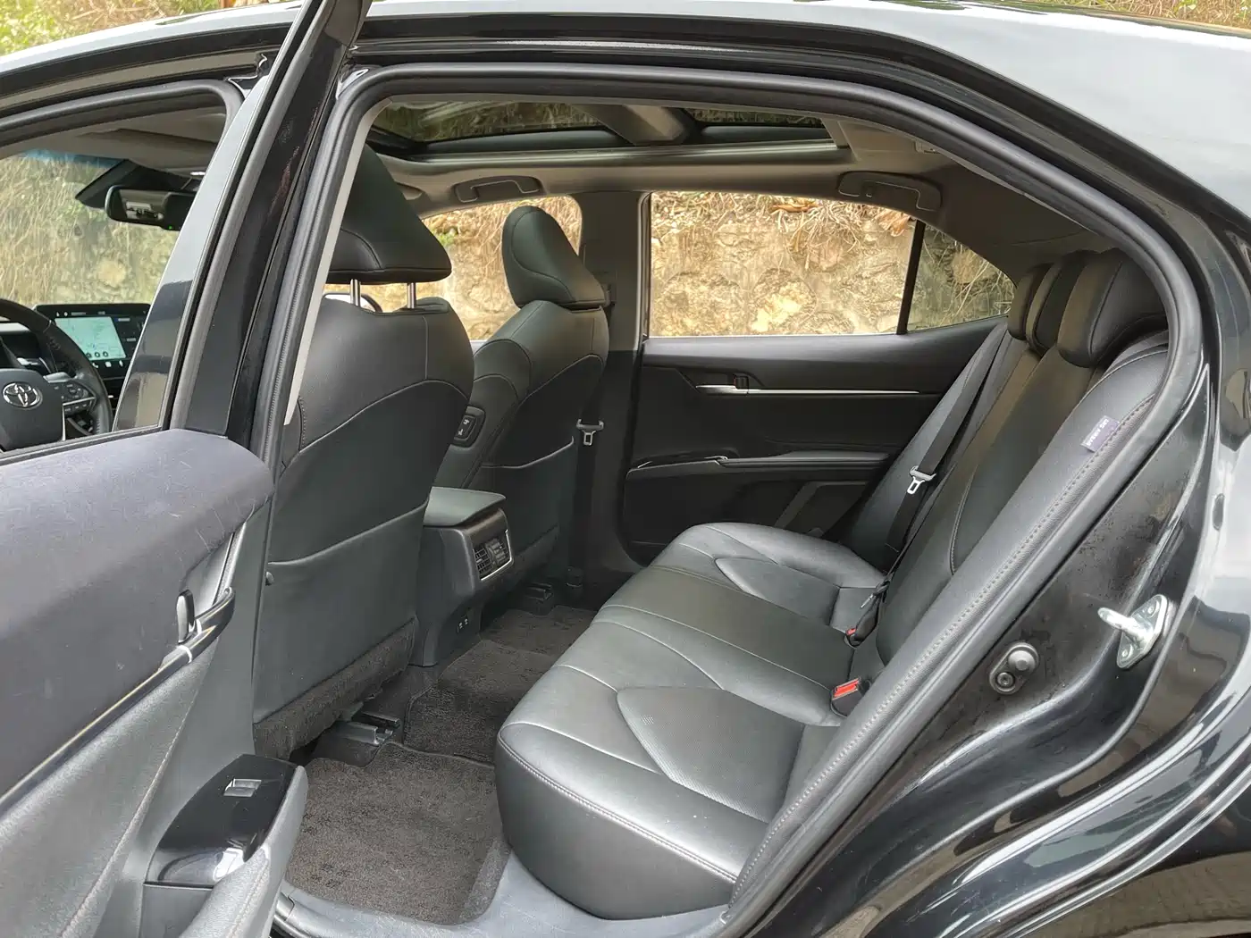 Toyota Camry 2021 2.5G Luxury Edition фото 6