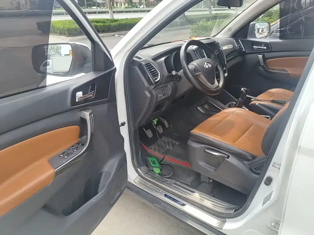 Changan Oshan Changan Oushang CX70 2016 2016 1.6L Manual Luxury