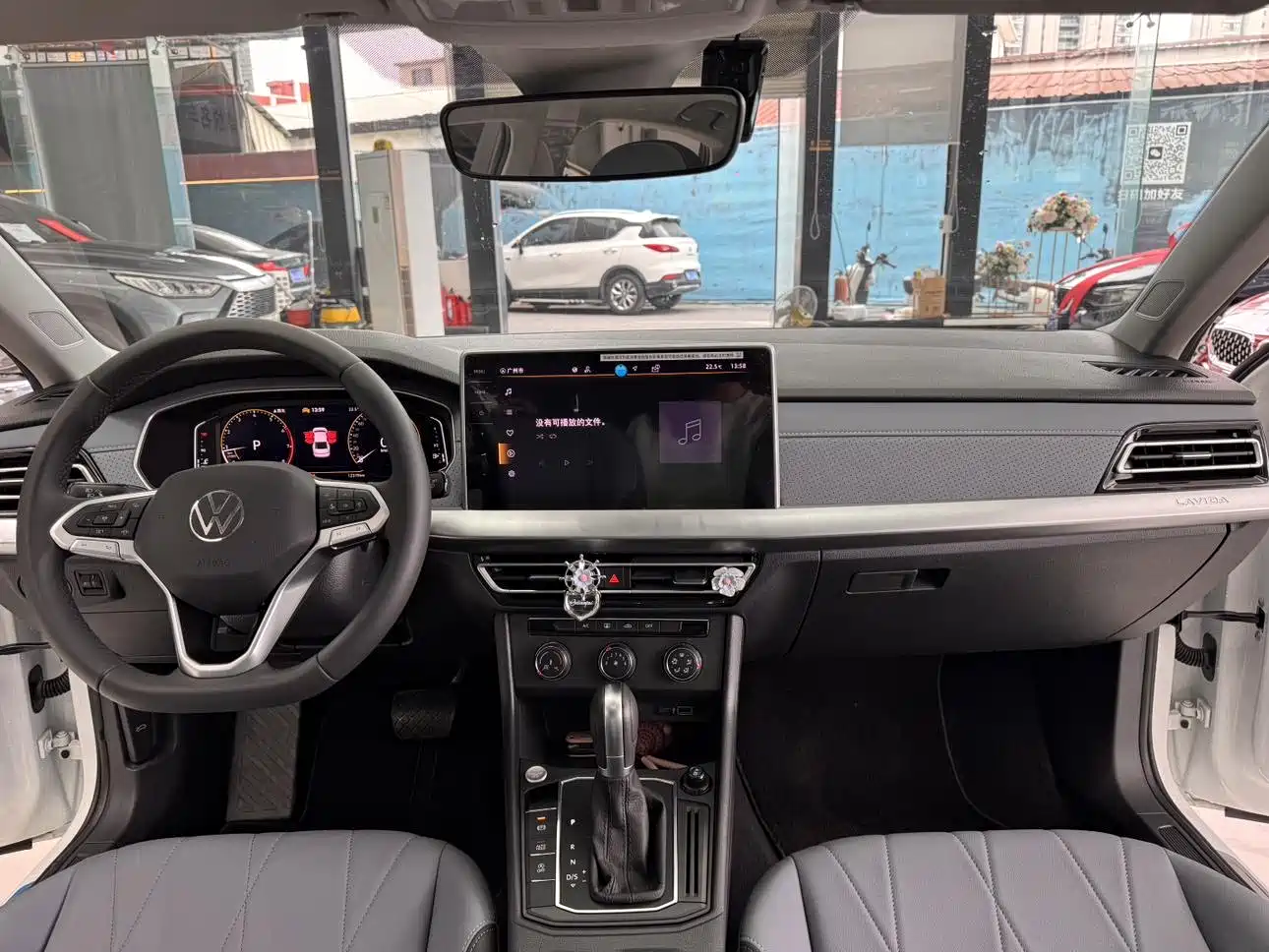 Volkswagen Lavida 2024 Model 1.5L Automatic Starlight 5 Million Edition фото 11