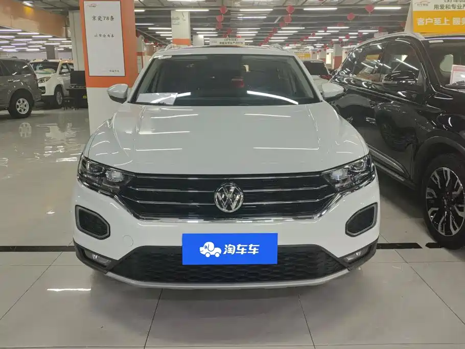 Photo 2 - Volkswagen T-ROC