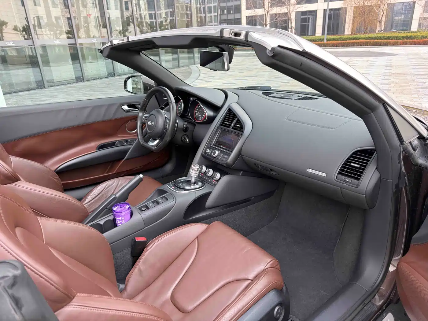 Audi R8 2011 Spyder 5.2 FSI quattro фото 14