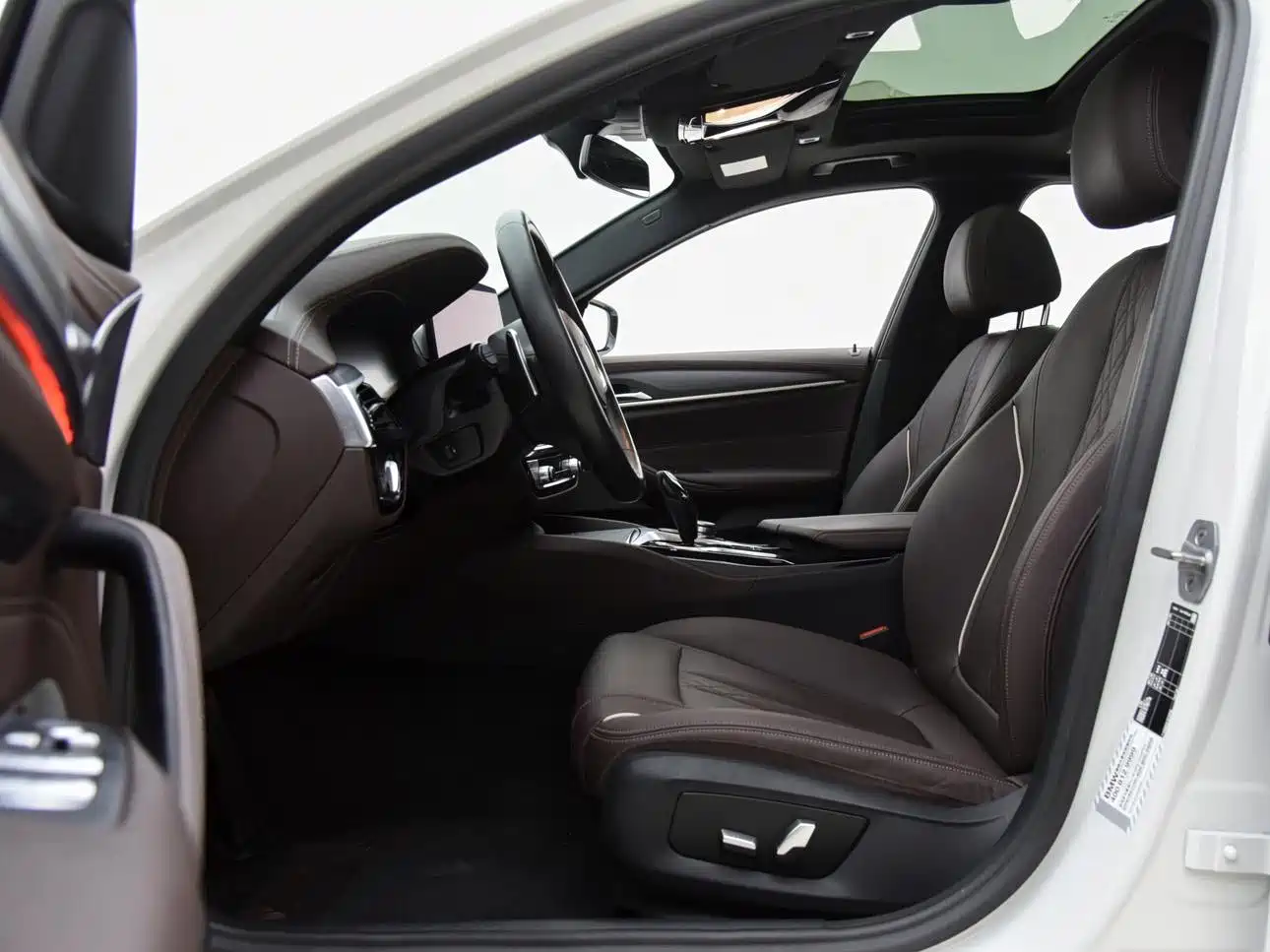 BMW 5 Series 2022 Facelift 530Li Leading M Sport Package фото 12