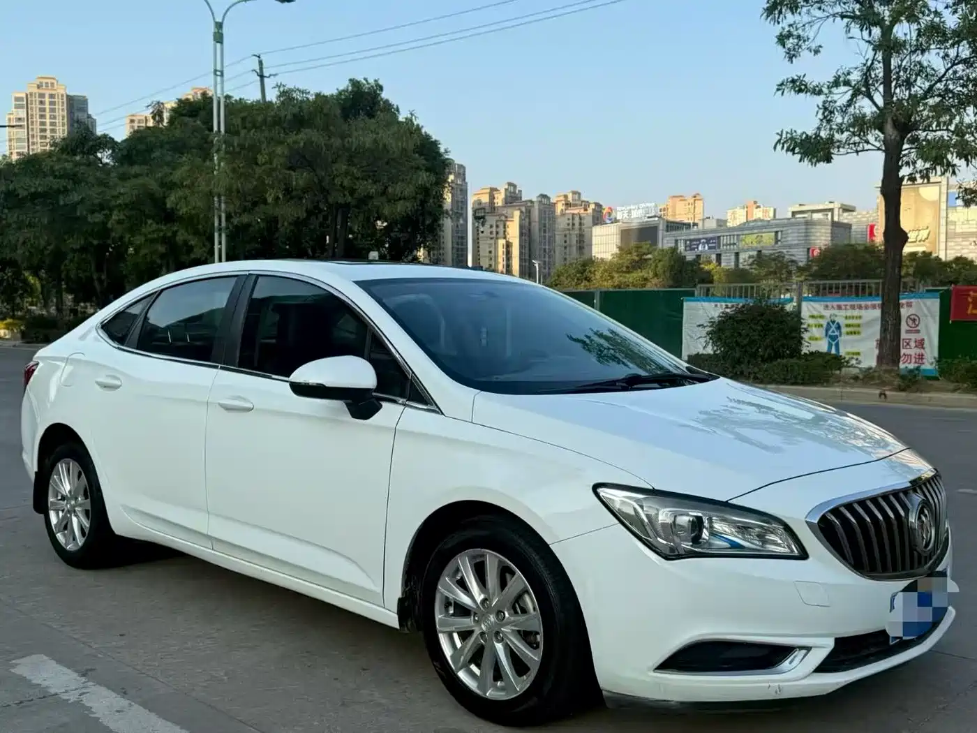 Buick Verano 2015 Sedan 20T Dual-clutch Leading фото 3