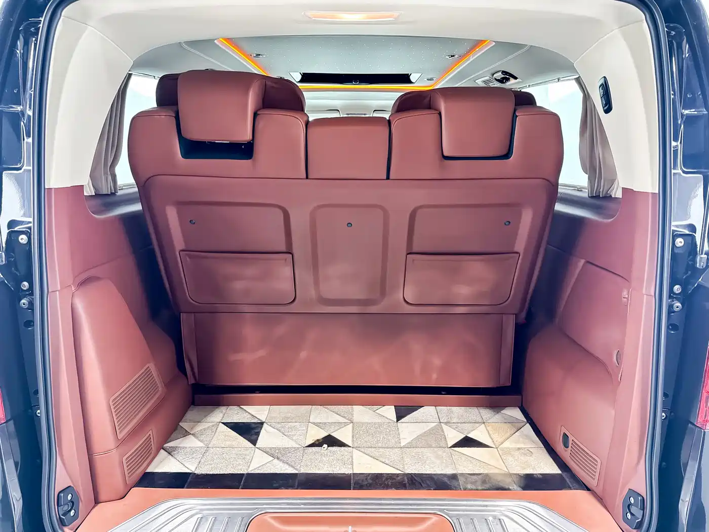 Mercedes-Benz Vito 2020 2.0T Business Edition (7-seater) фото 15