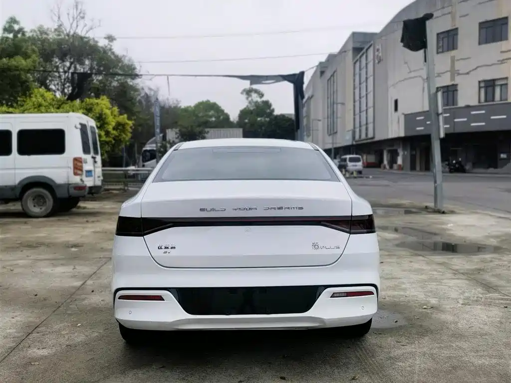BYD Qin PLUS 2023 Champion Edition EV 420KM Advanced Type фото 6