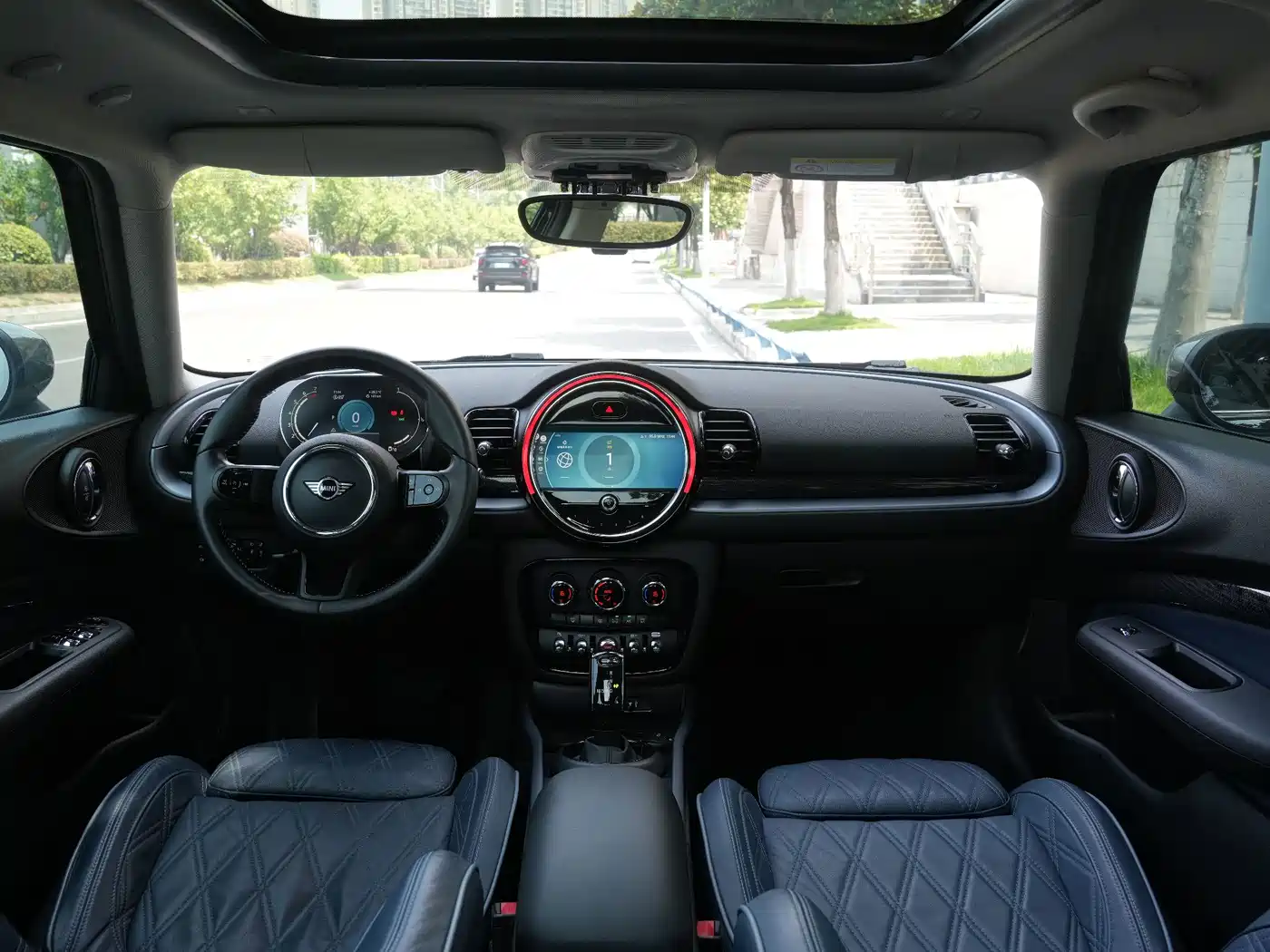 Фото 15 - MINI CLUBMAN