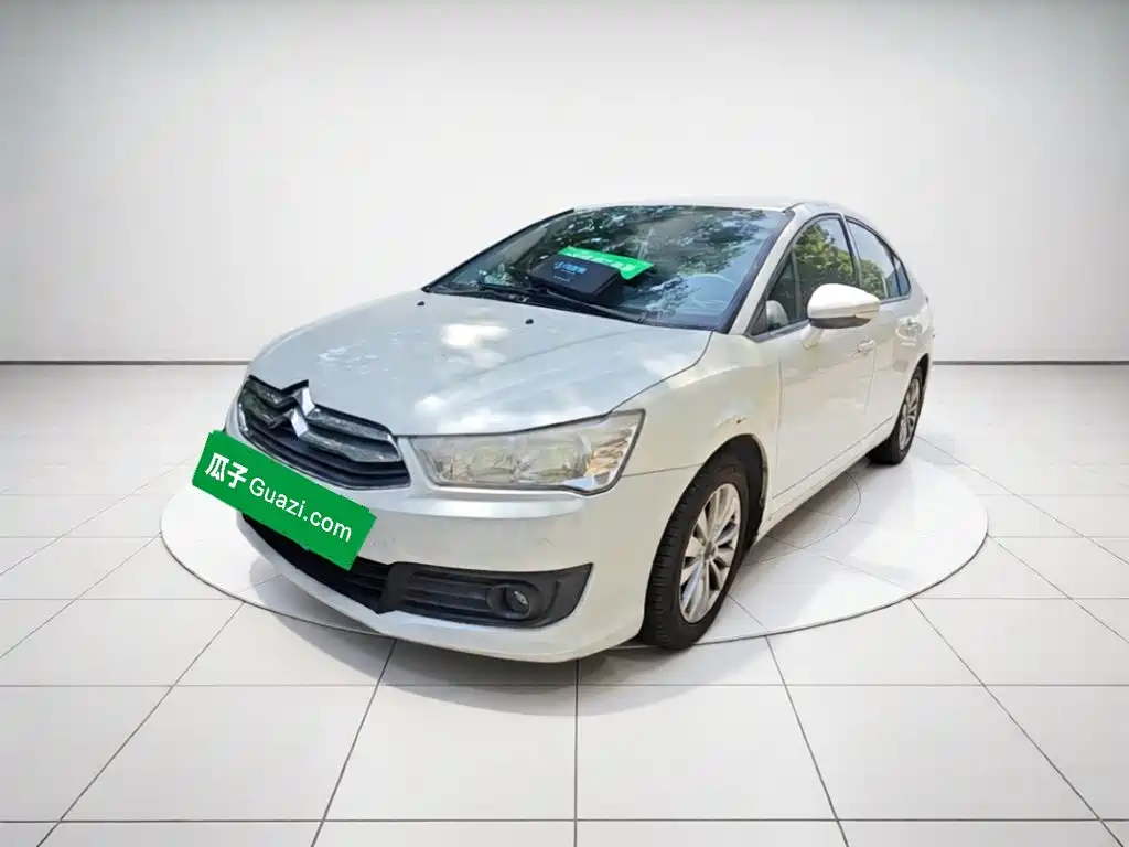 Citroën C-Quatre 2015 2013 Model Sedan 1.6L Automatic Premium Style