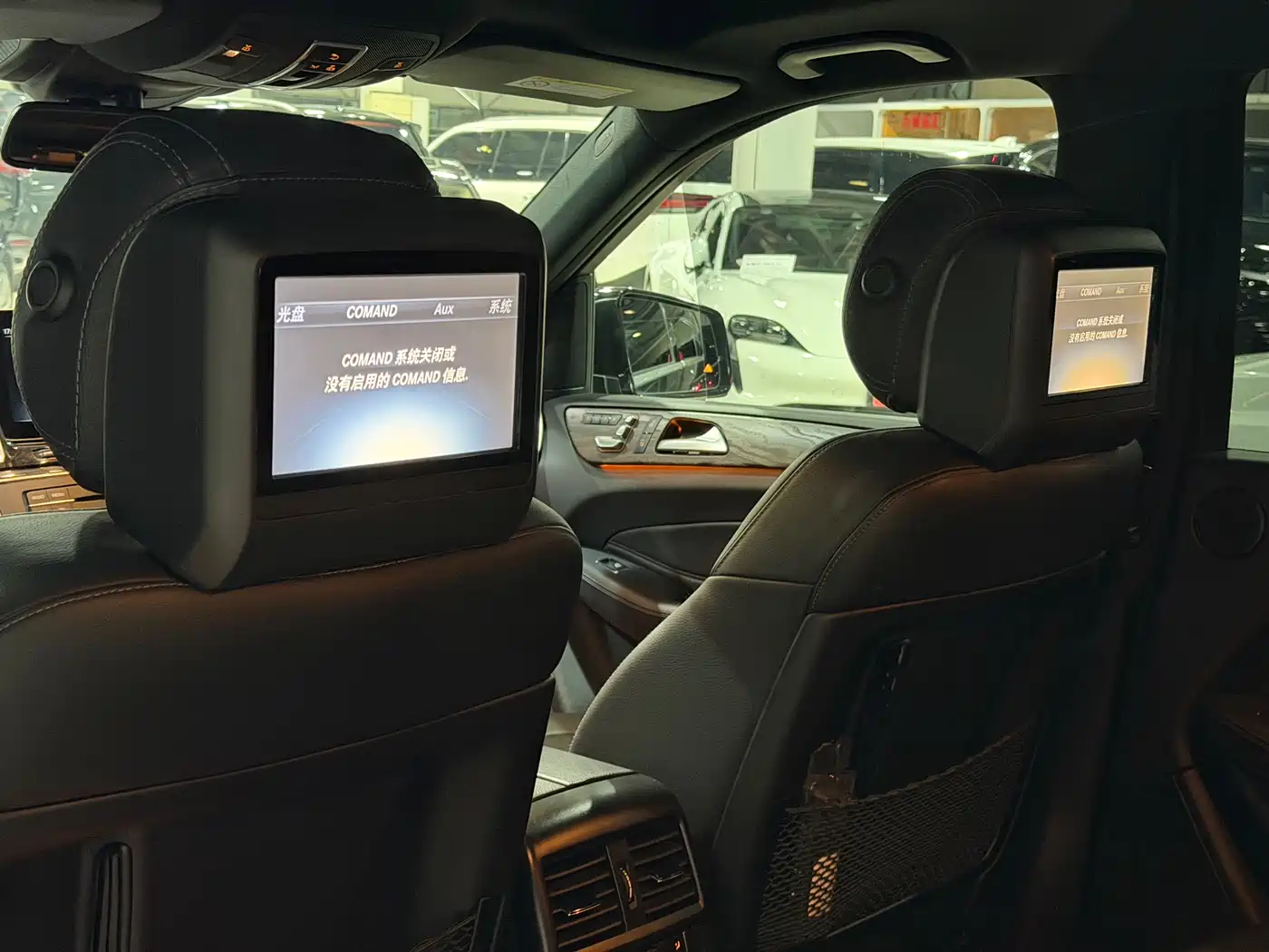 Mercedes-Benz GLS 2018 Facelift GLS 400 4MATIC Luxury фото 18