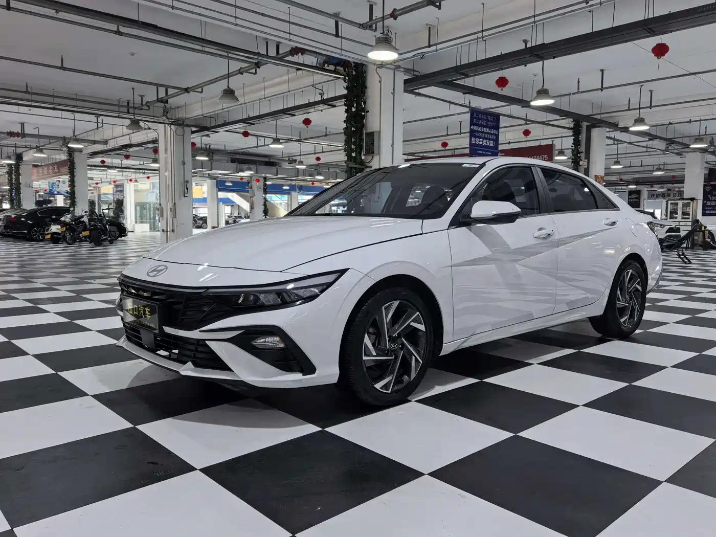 Hyundai Elantra 2023 1.5L CVT GLX Elite Edition