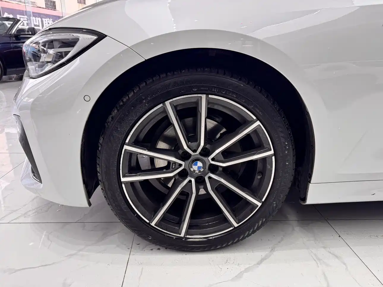 BMW 3 Series 2020 325Li M Sport Package фото 27
