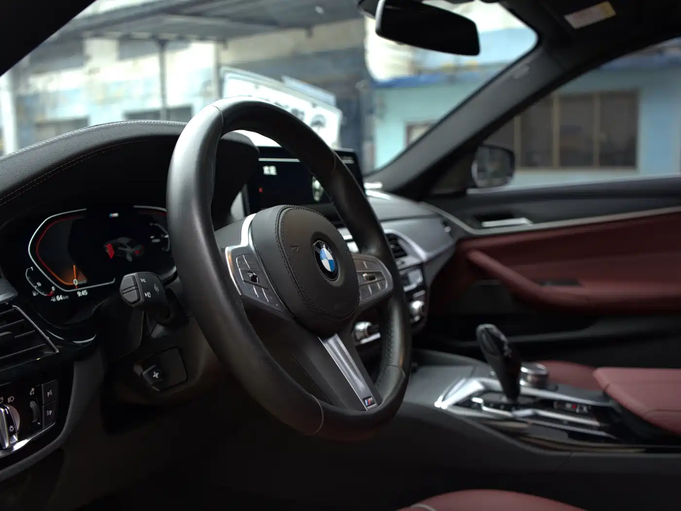 BMW 5 Series 2023 530Li Leading M Sport Package фото 19