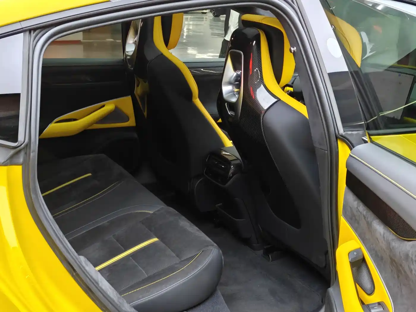 Xiaomi Auto Xiaomi SU7 Ultra 2025 Model Ultra фото 15