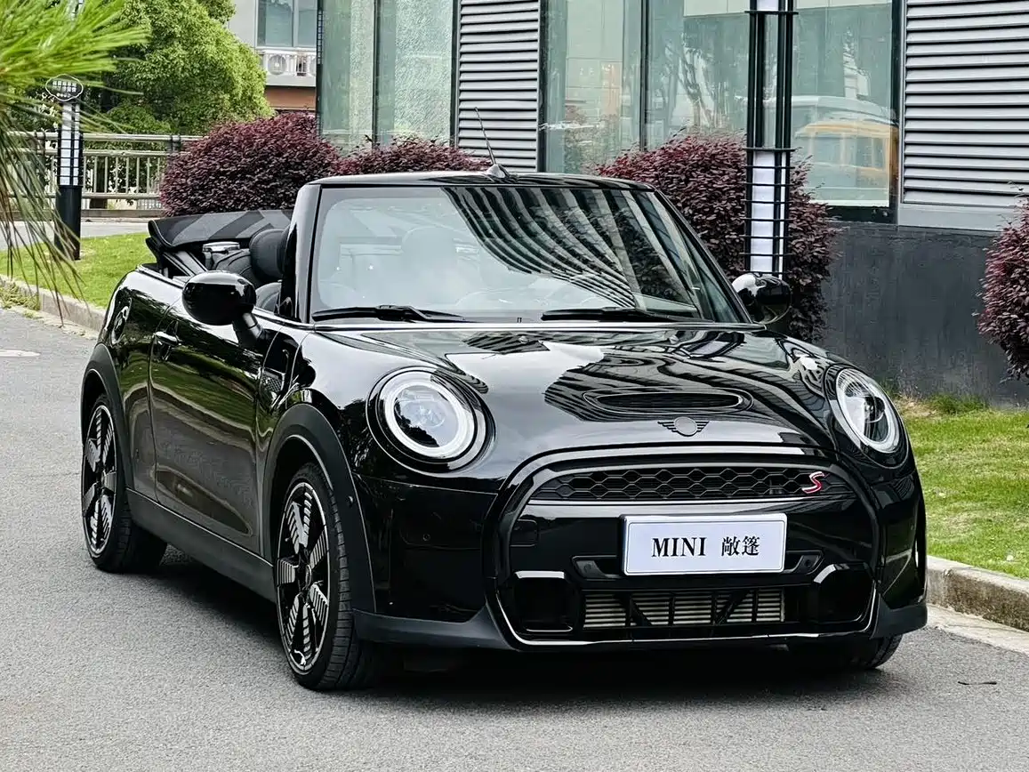 MINI 2023 Facelift 2.0T COOPER S CABRIO Artist фото 3