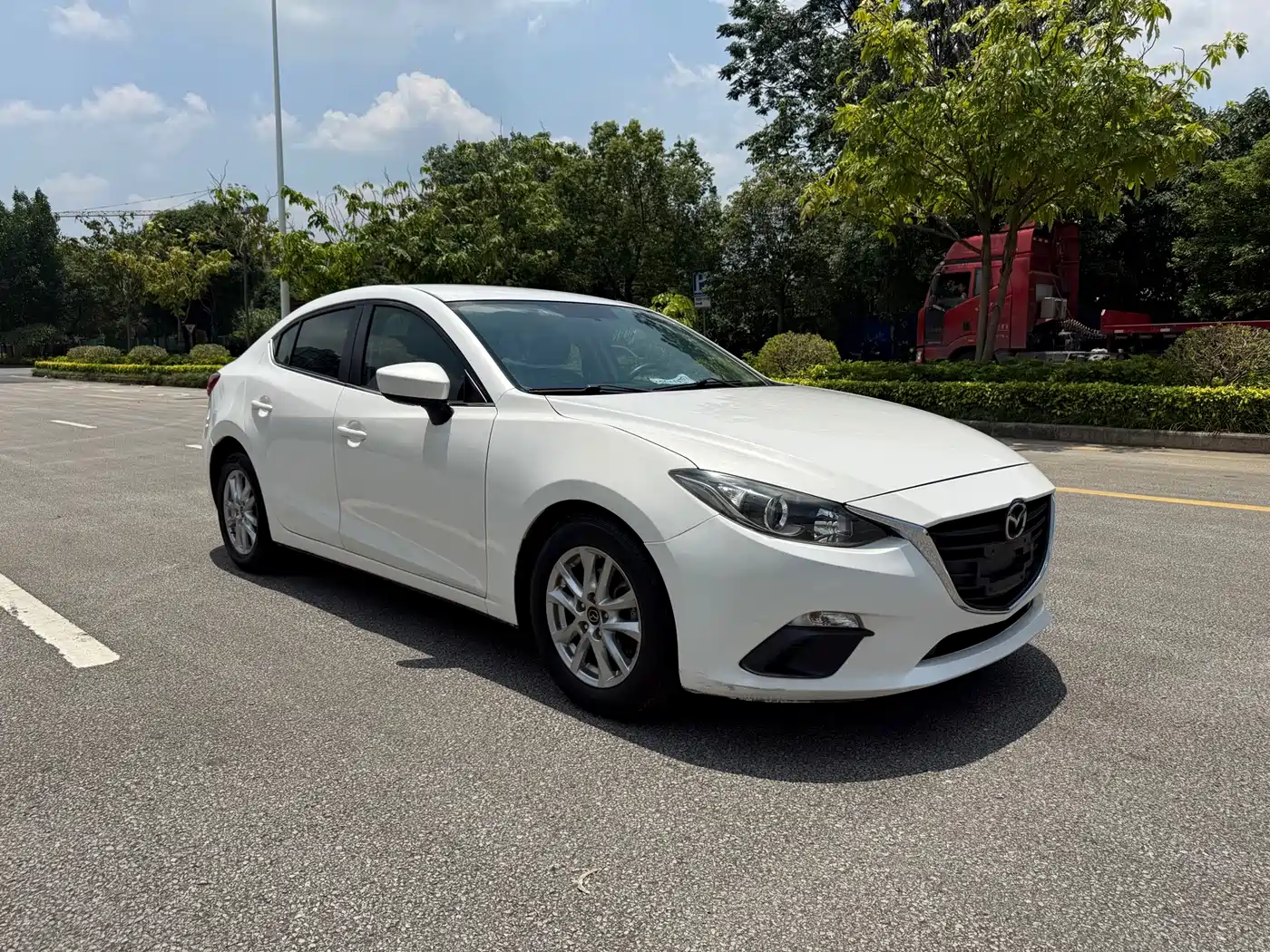 Mazda Mazda 3 2014 2014 Sedan 1.5L Manual Comfort
