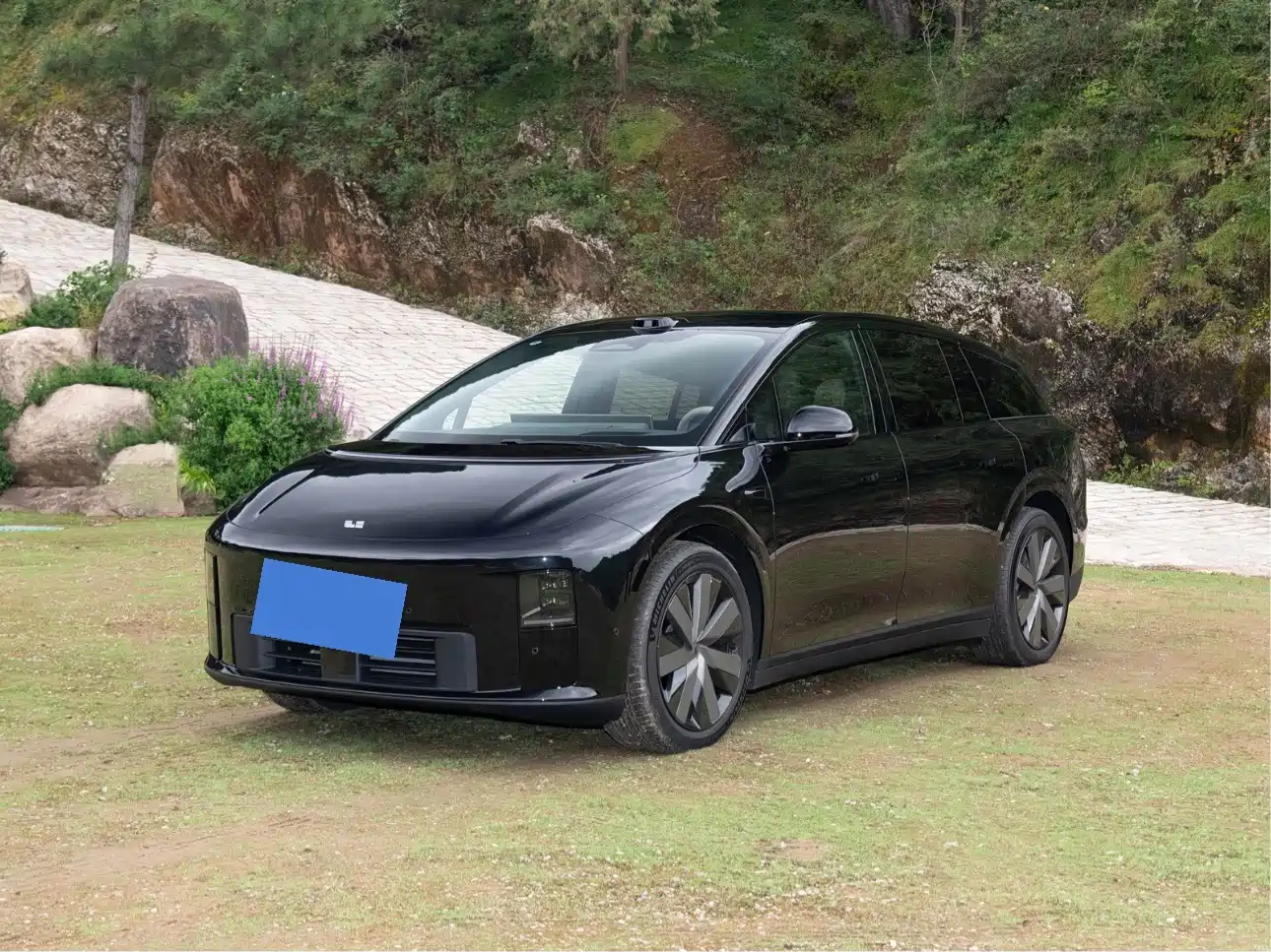 Li Auto i6 2025 2025 4WD Base Model
