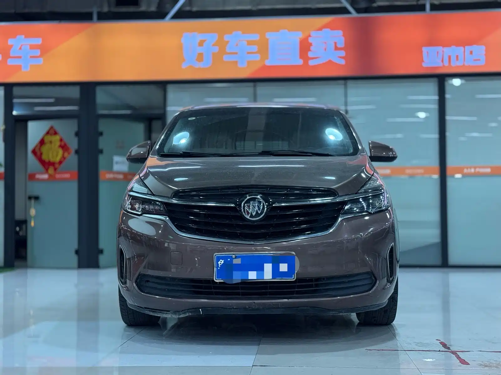 Фото 2 - Buick GL8