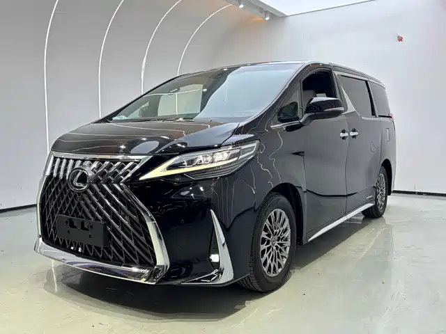 lexus lm