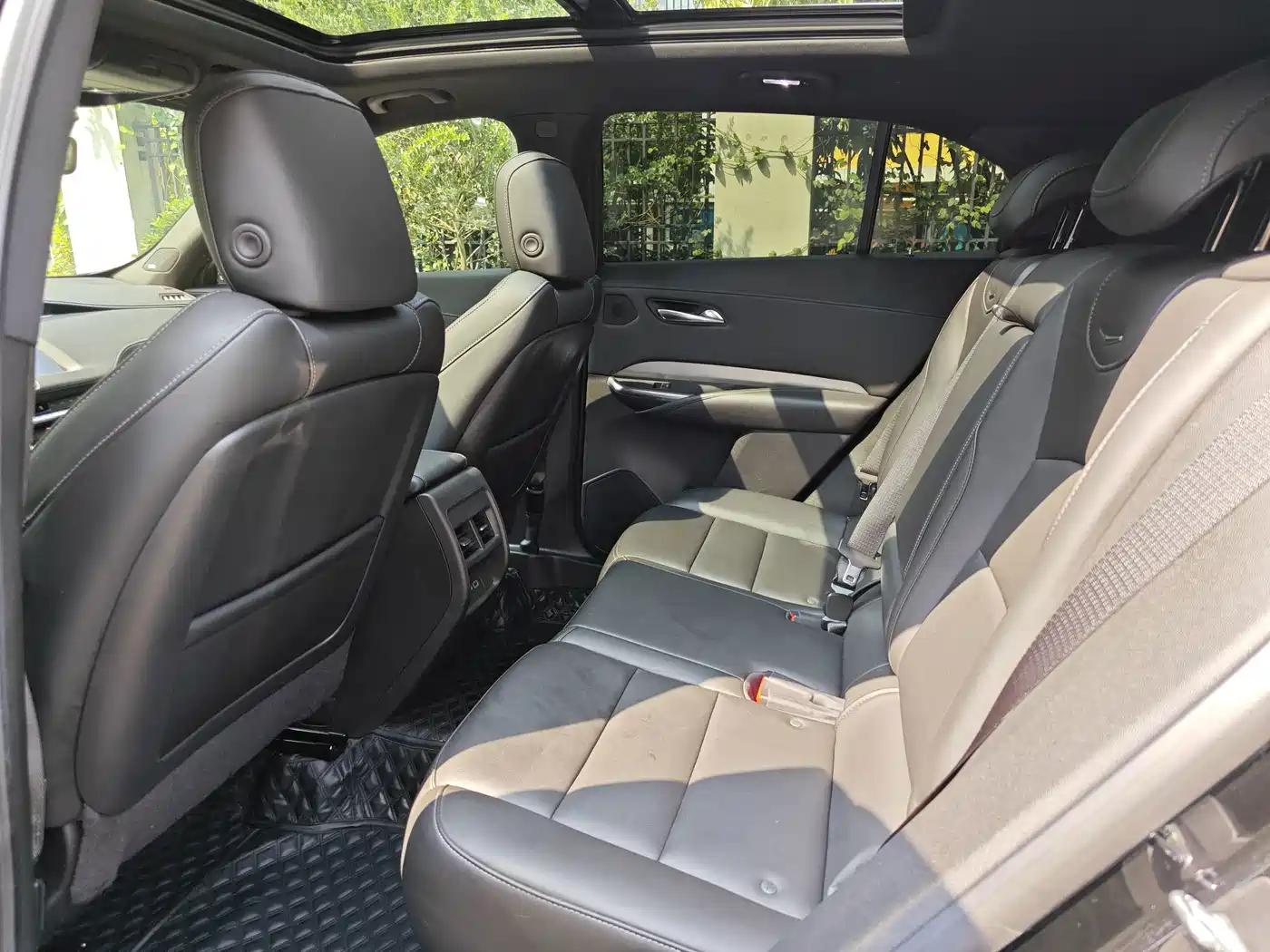 Cadillac XT4 2023 2023 Model Year 28T Two-Wheel Drive Luxury Model