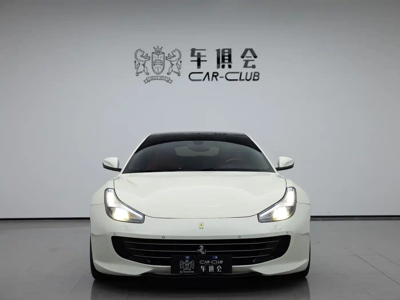 Ferrari GTC4Lusso 2017 3.9T V8 фото 2