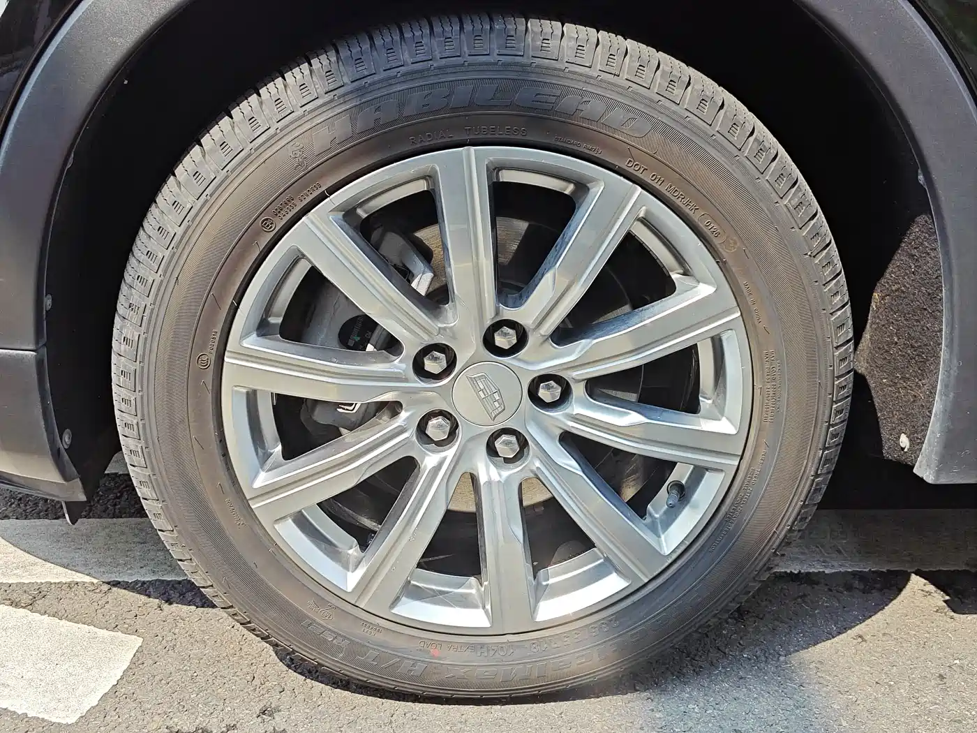 Cadillac XT4 2023 2023 Model Year 28T Two-Wheel Drive Luxury Model