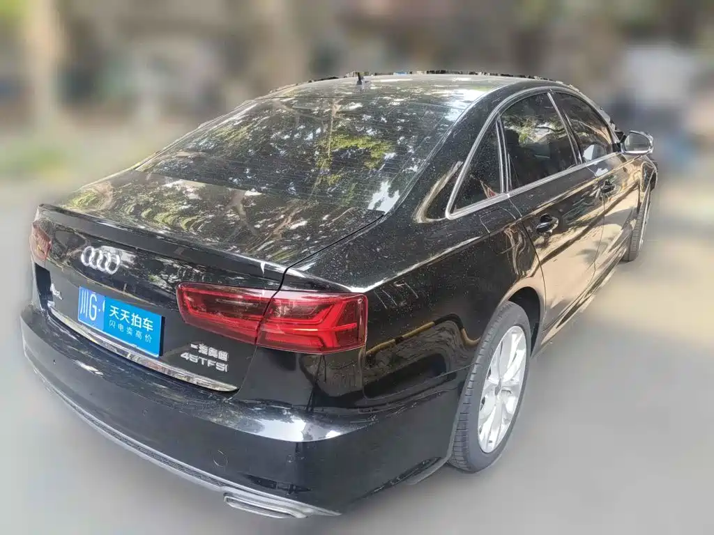 Фото 2 - Audi A6L