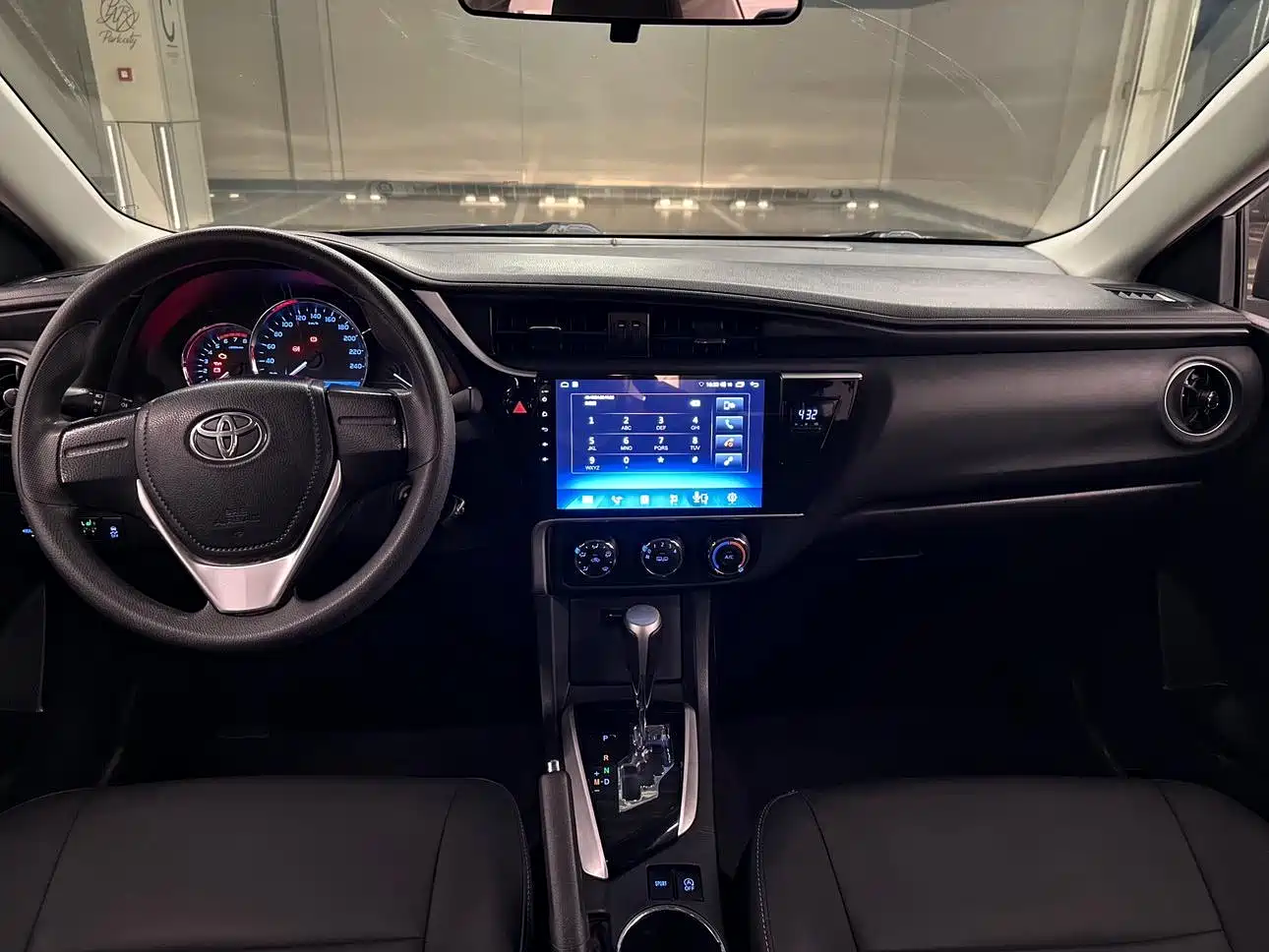 Toyota Corolla 2017 Facelift 1.2T S-CVT GL фото 7