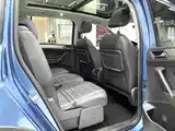 Photo 13 - Volkswagen Touran