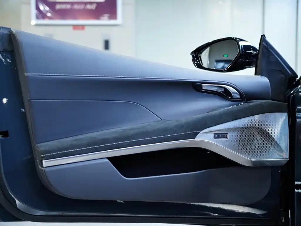 Lotus EMIRA 2023 2021 2.0T DCT First Edition