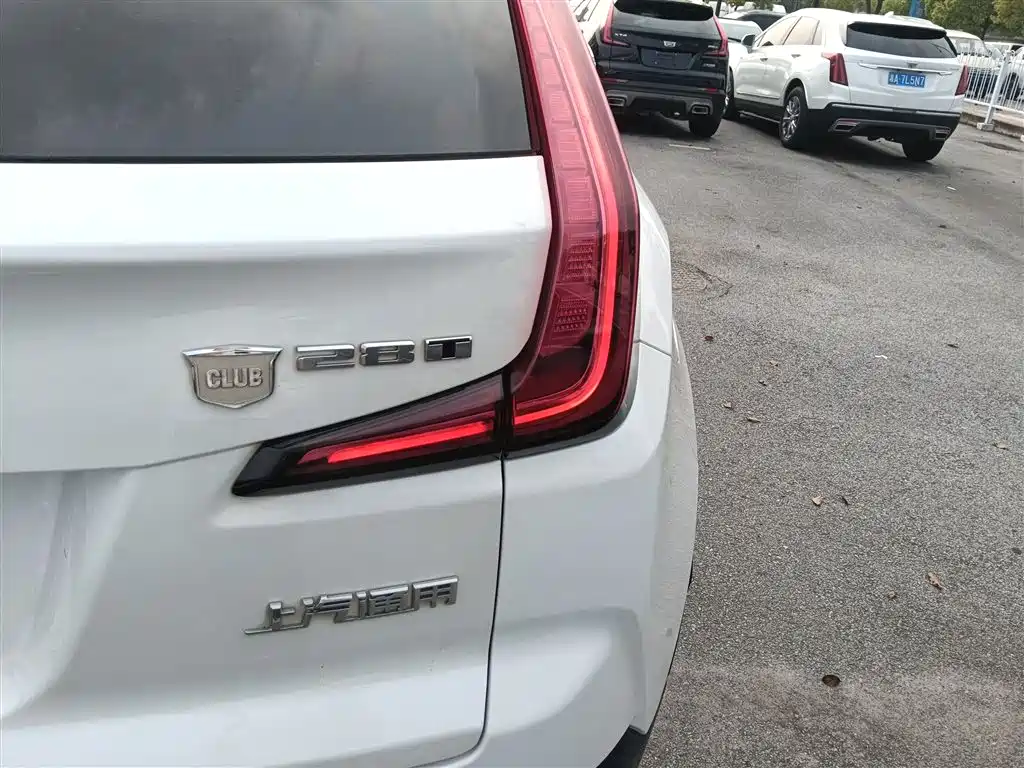 Cadillac XT4 2018 Model 28T 2WD Technology фото 8