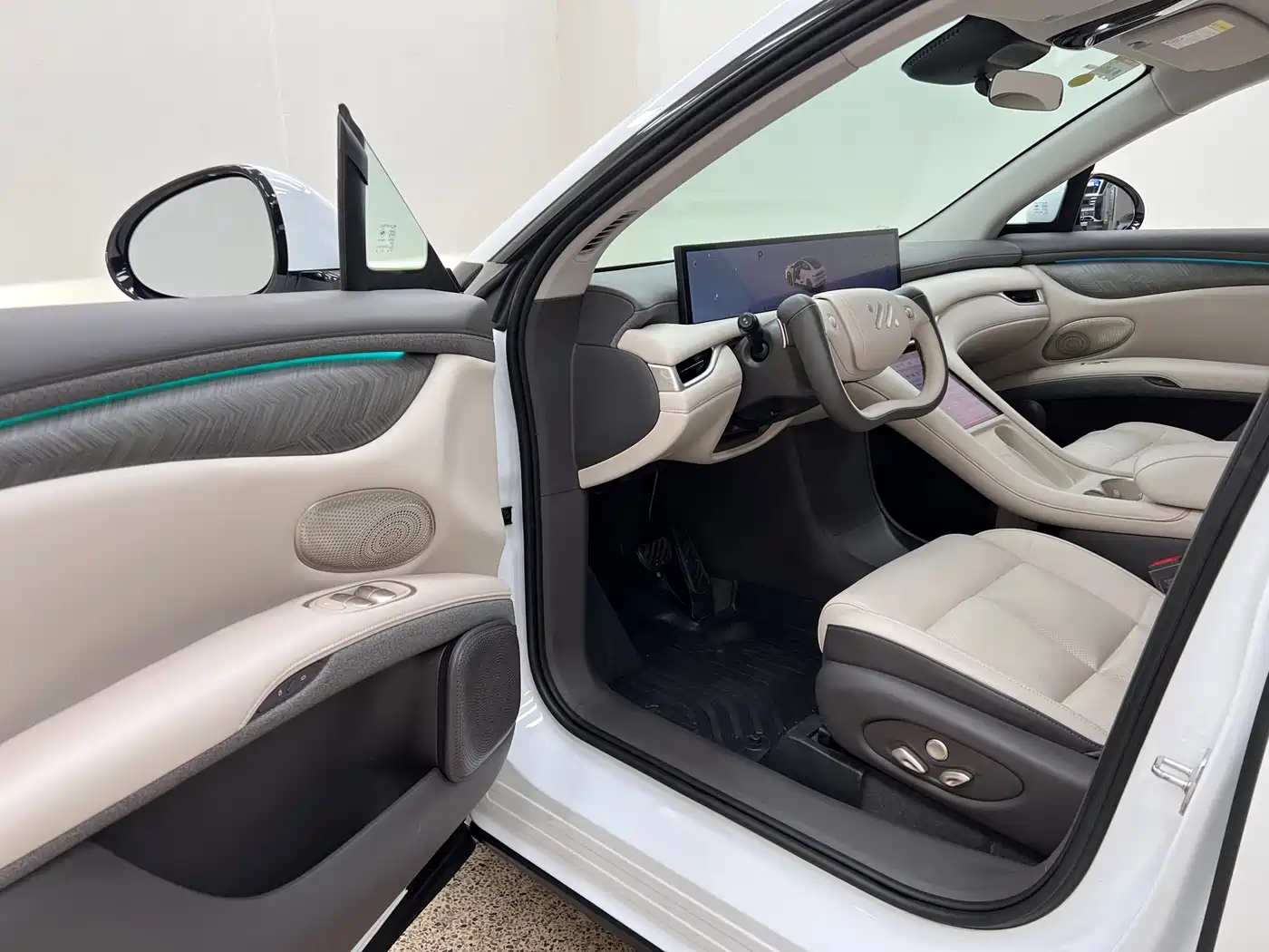 ZHIJI AUTOMOBILE ZHIJI LS6