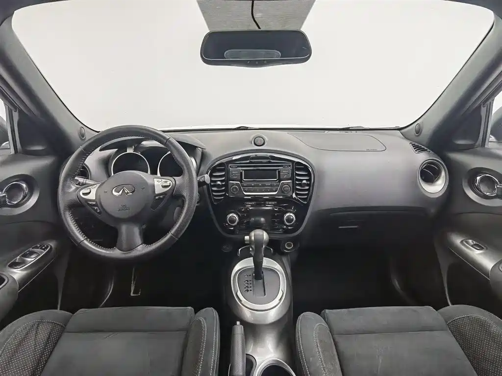 Infiniti ESQ 2014 1.6L Free Edition фото 5