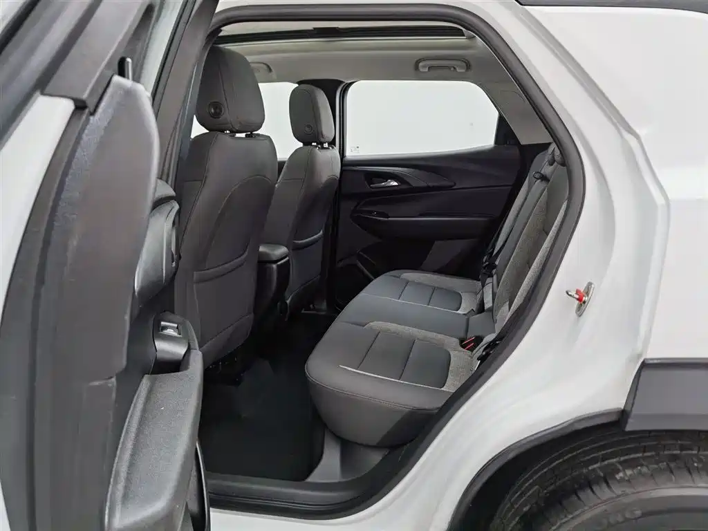 Chevrolet Trailblazer 2019 435T Redline CVT FWD Sport Edition (China VI) фото 15