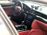 Photo 17 - Maserati Quattroporte