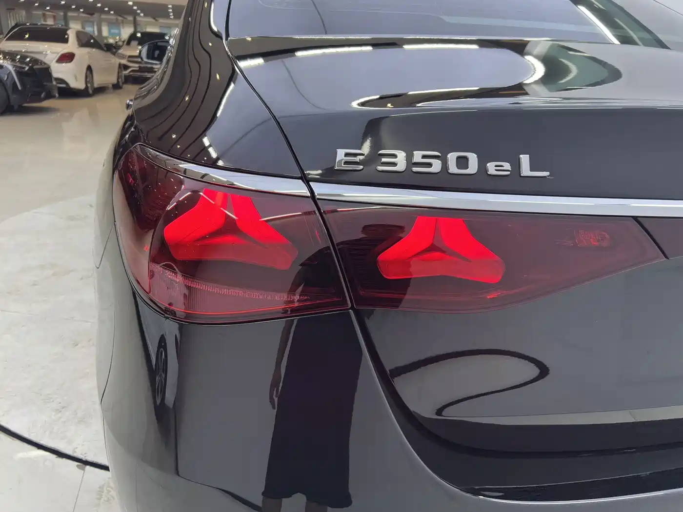 Mercedes-Benz E-Class New Energy 2024 2024 E 350 e L Plug-in Hybrid Sedan
