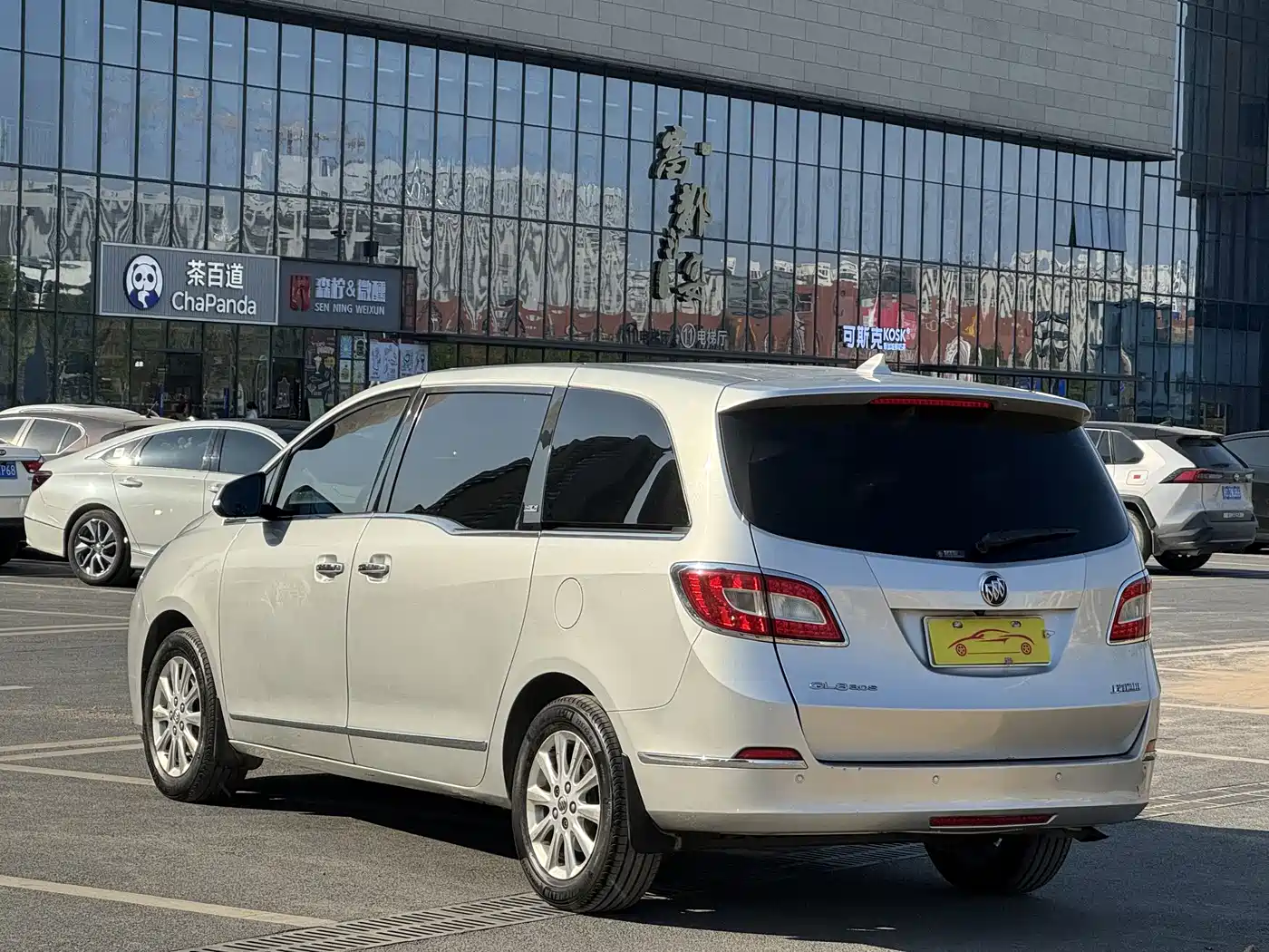 Buick GL8 2011 3.0L XT Luxury Business Flagship фото 8