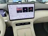 صورة 13 - Shangjie SUV